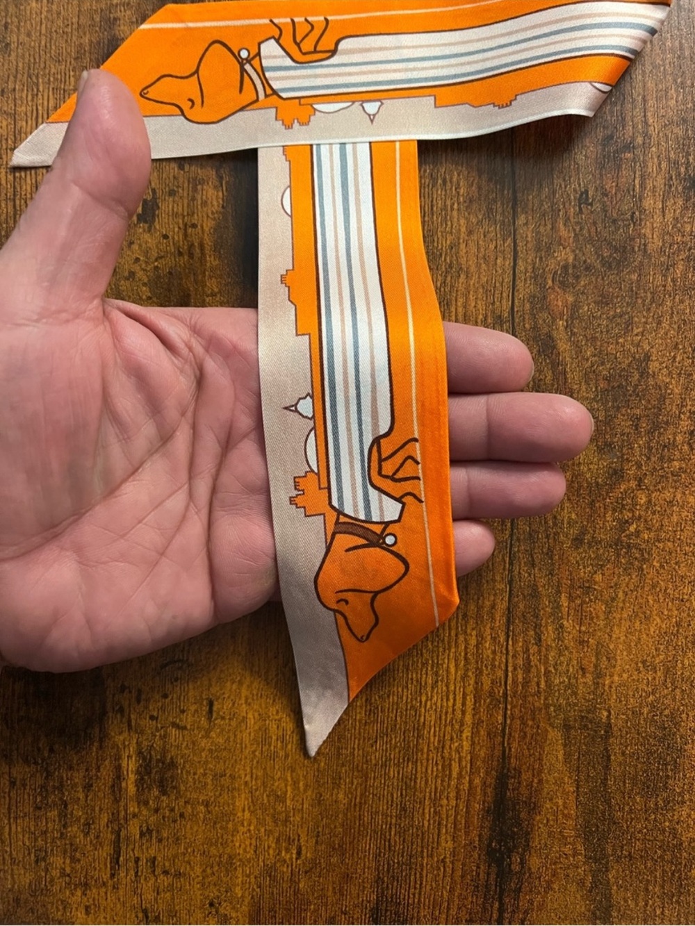 💕Hermes Parisian Twilly Dog 🐶 Scarf Purse 👜 Charm Tie - Picture 3 of 6